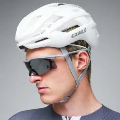 Casco Q36.5 Airbreaker 2.0 - Bianco