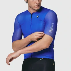 Uomo Pissei Maglie*agia agitrae CT - curo