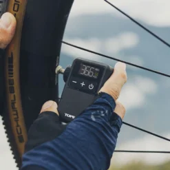 Topeak Mini Pompe|Manutenzione*Mini compressore elettrico E-Booster Digital Mini