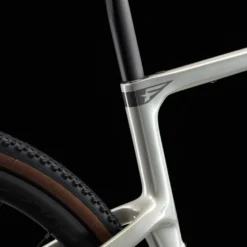 Pinarello Grevil F1 GRX610 Fulcrum Soniq - Grigio