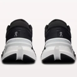 Scarpe On Cloudflyer 5 - Nero bianco