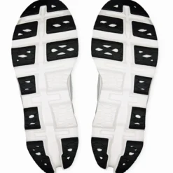 Scarpe On Cloudmonster 3 - Bianco