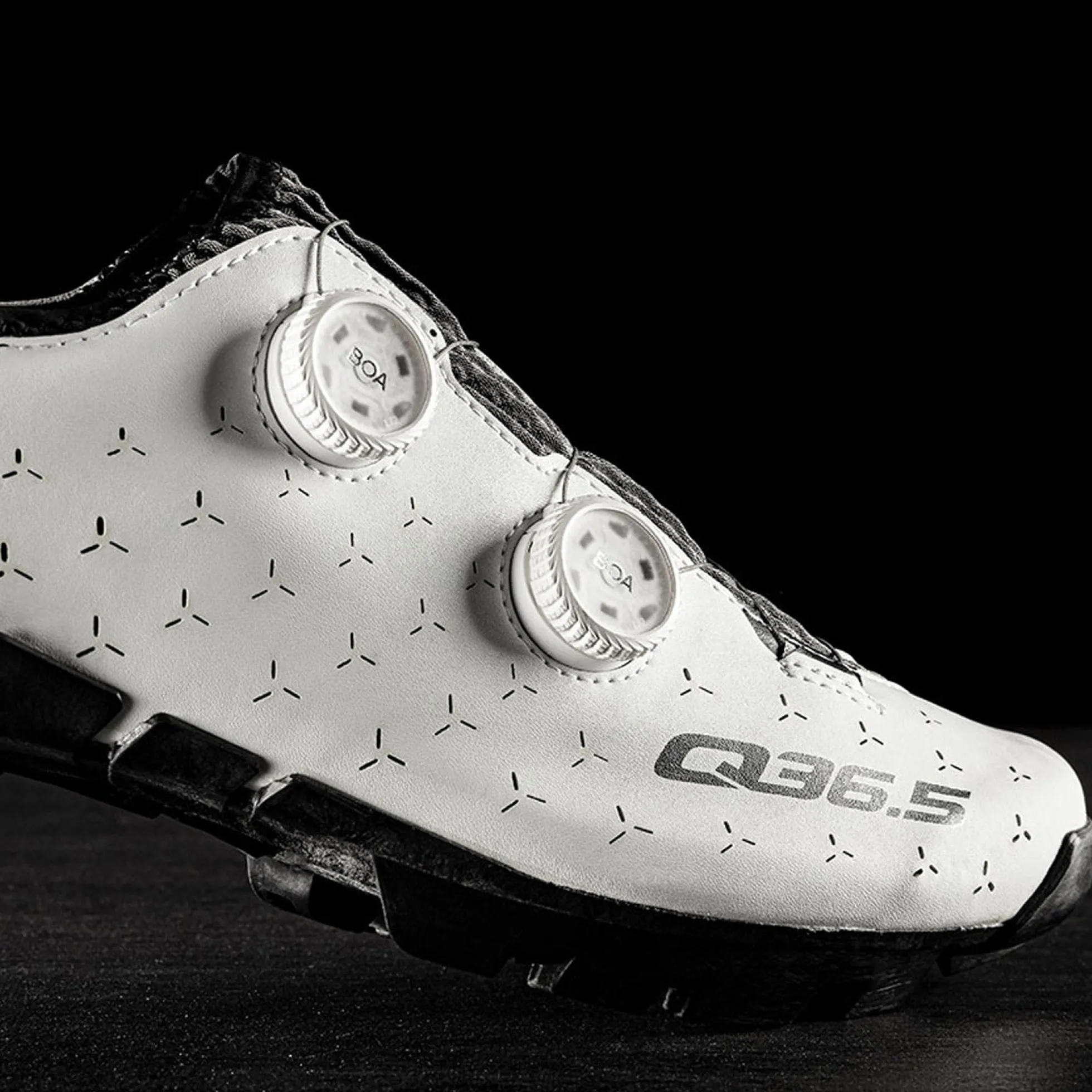 Scarpe Q36.5 Unique Adventure - Bianco