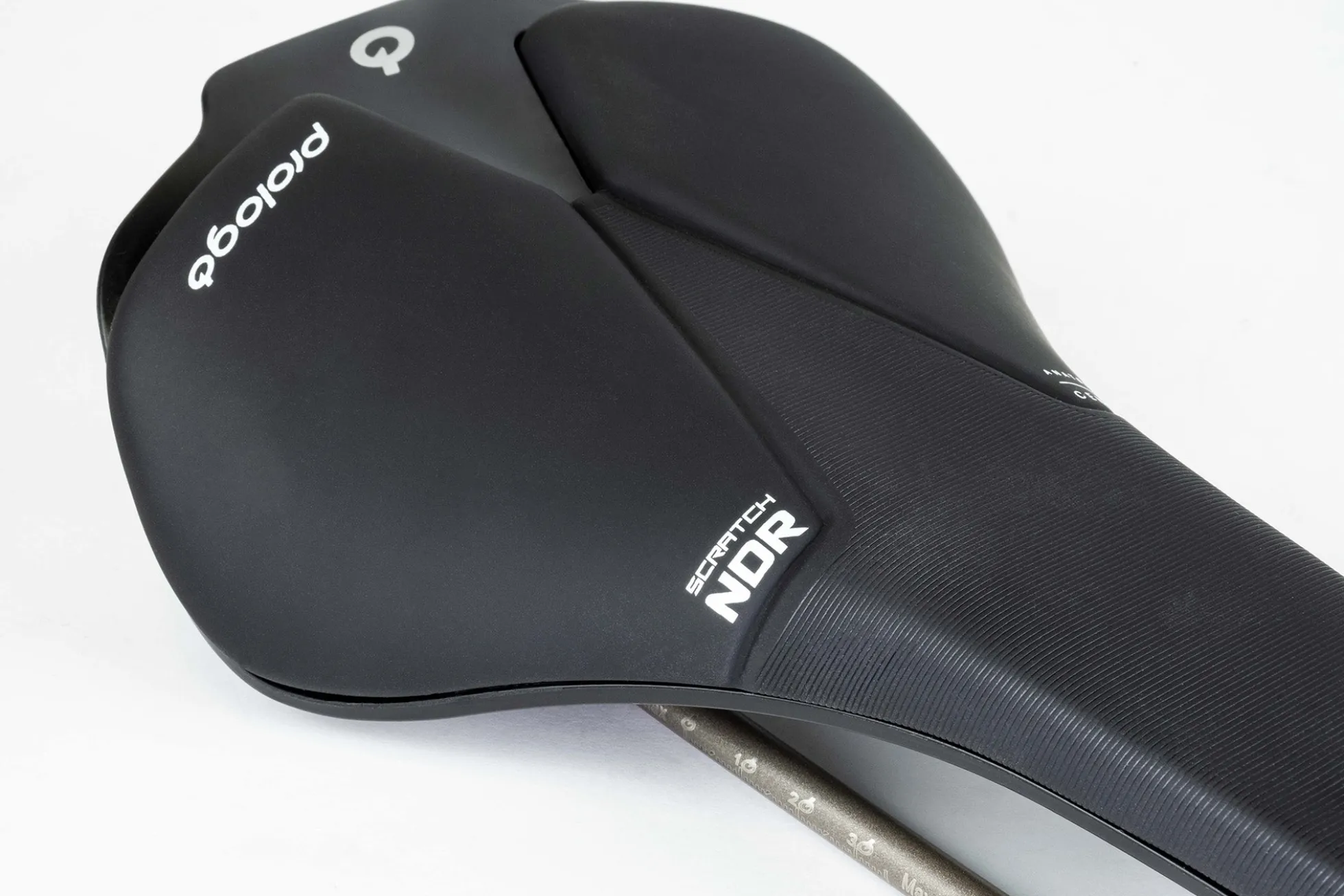 Sella Prologo Scratch NDR Tirox - Nero